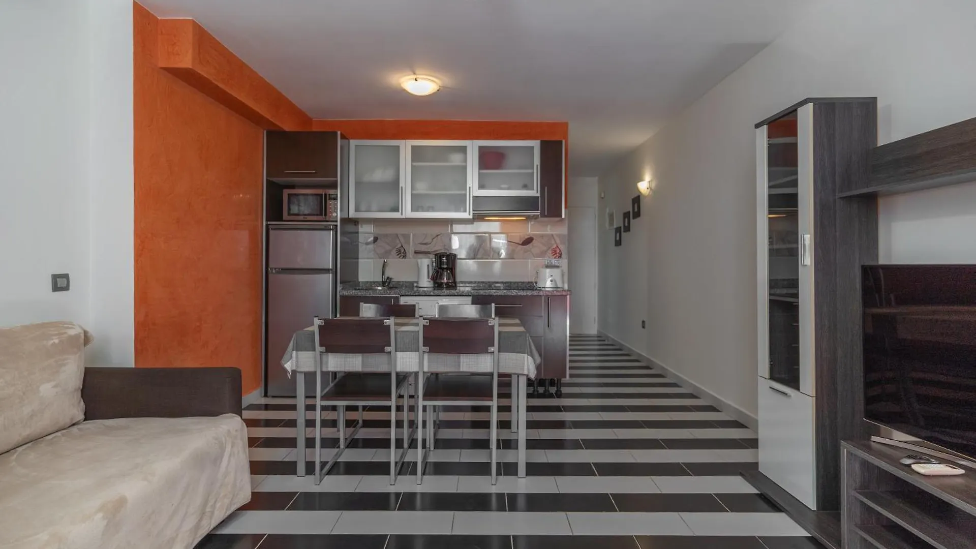 Aparthotel Optimist Tenerife